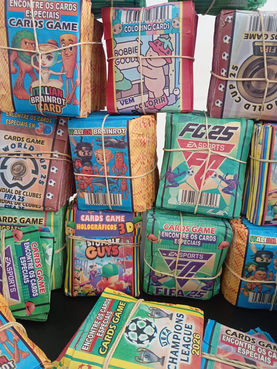 VENDE-SE CARDS DA COPA 2026