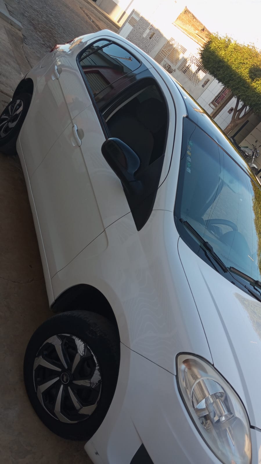 VENDE-SE UM FIAT PALIO EM JACOBINA