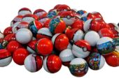Mini Pokebola Com Miniaturas Pokémon Lacrada Surpresa