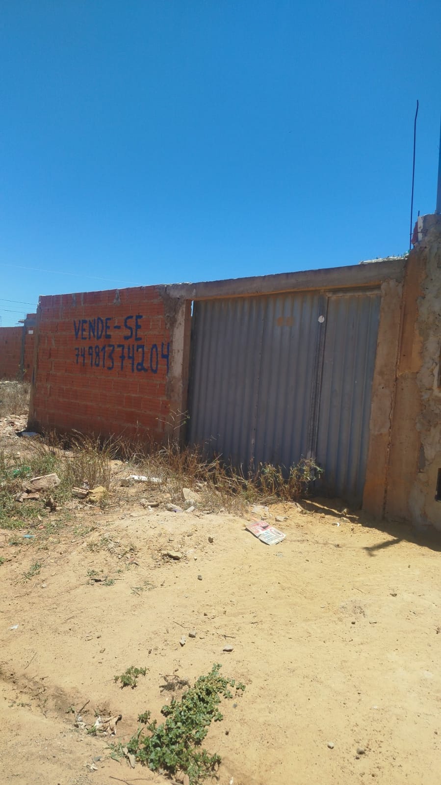 VENDE-SE LOTE EM LAGES DO BATATA