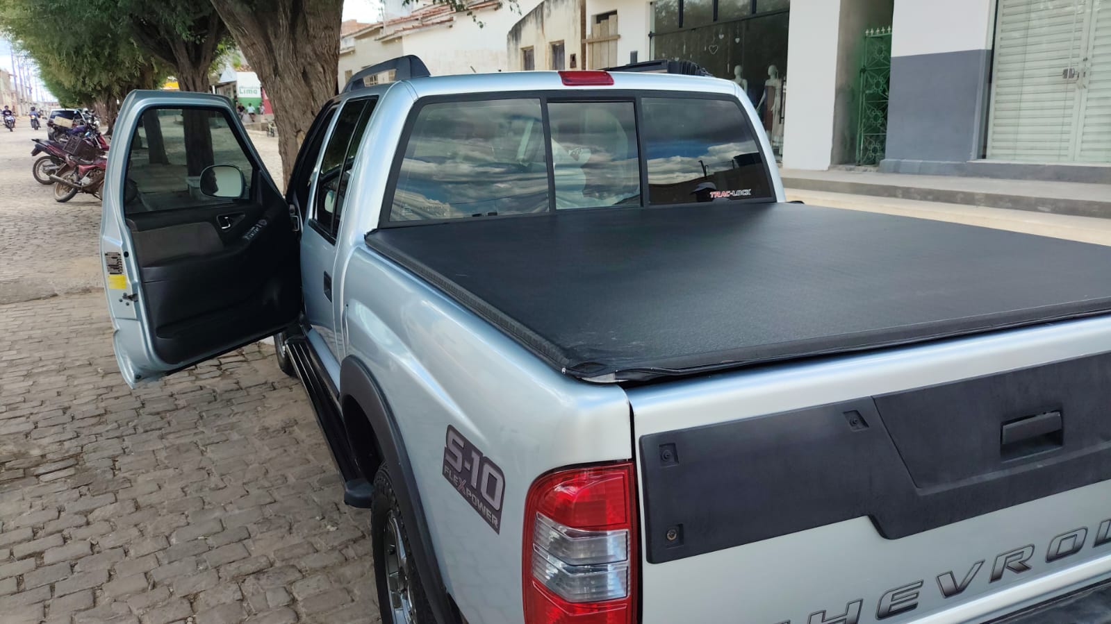 VENDE-SE CHEVROLET S10 EM JACOBINA