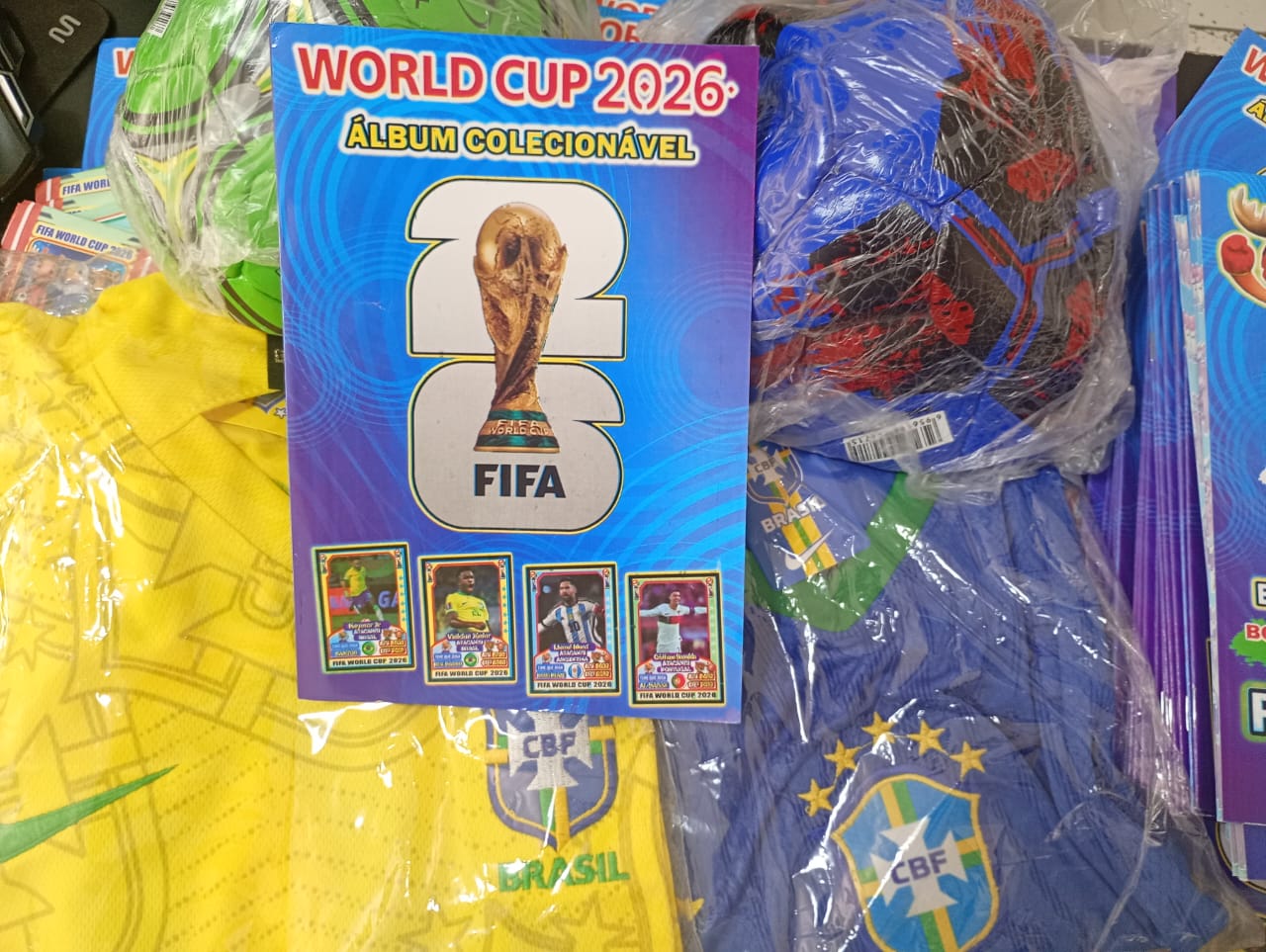 FIGURINHAS DA COPA 2026 – APENAS R$ 0,50 CADA PACOTINHO!