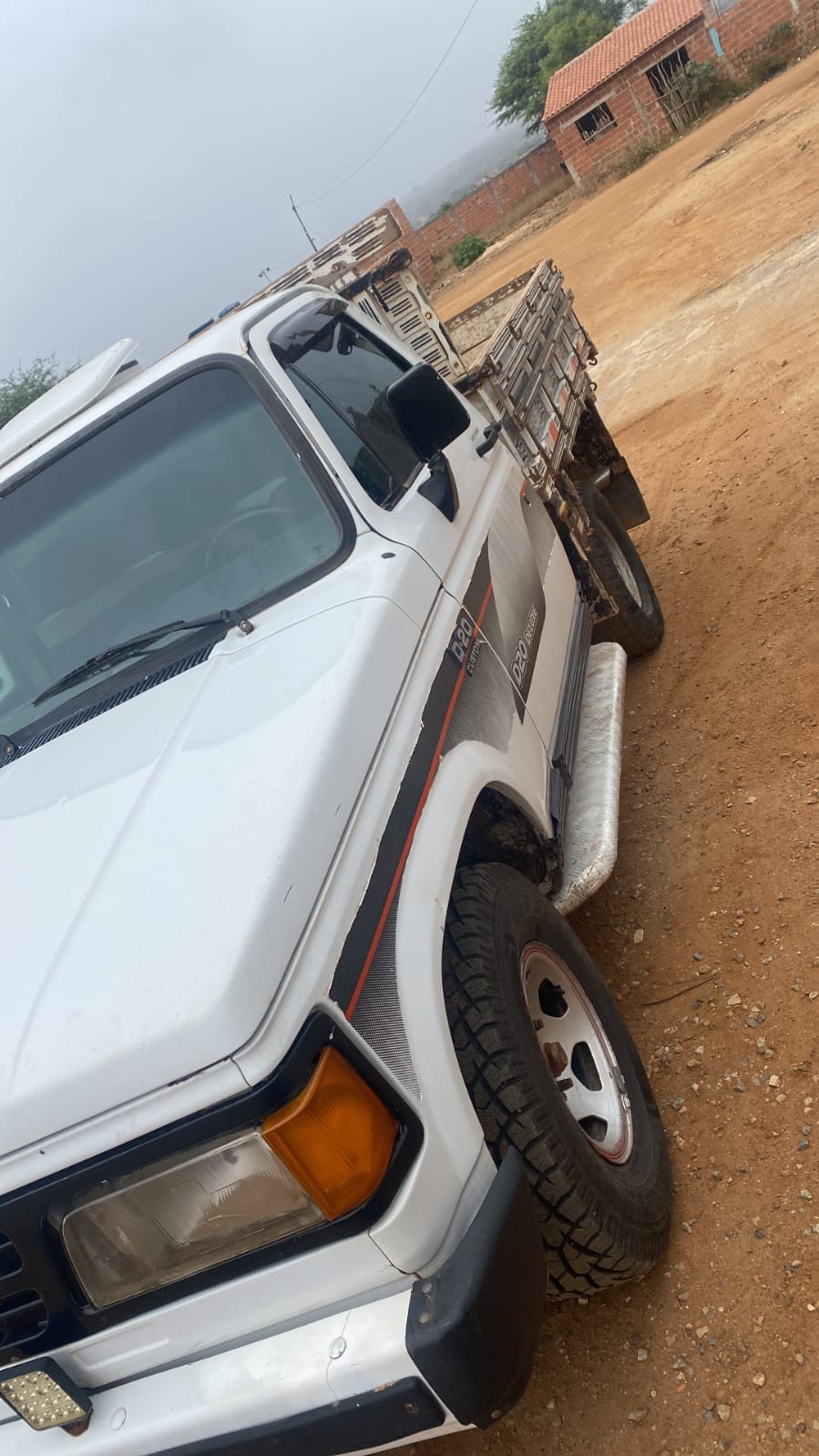 VENDE-SE: CHEVROLET D20 DELUXE (1992) – PRONTA PARA O TRABALHO EM JACOBINA!